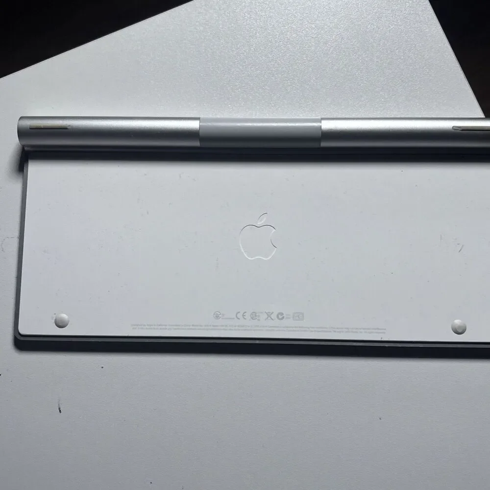 Genuine Apple A1314 Bluetooth Wireless Keyboard for iMac
